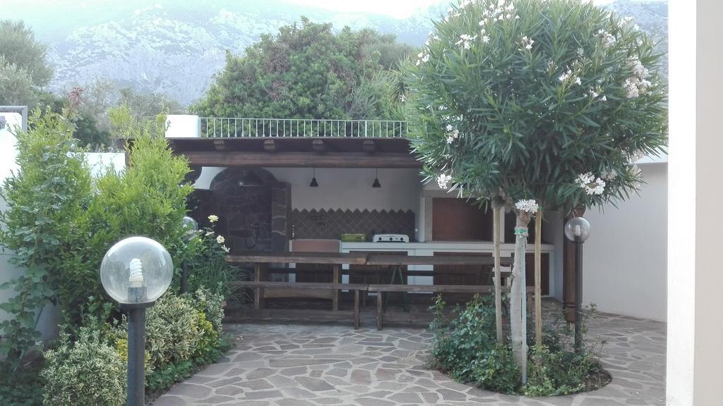 Casa Vacanze Villa Rosa Cala Gonone Extérieur photo